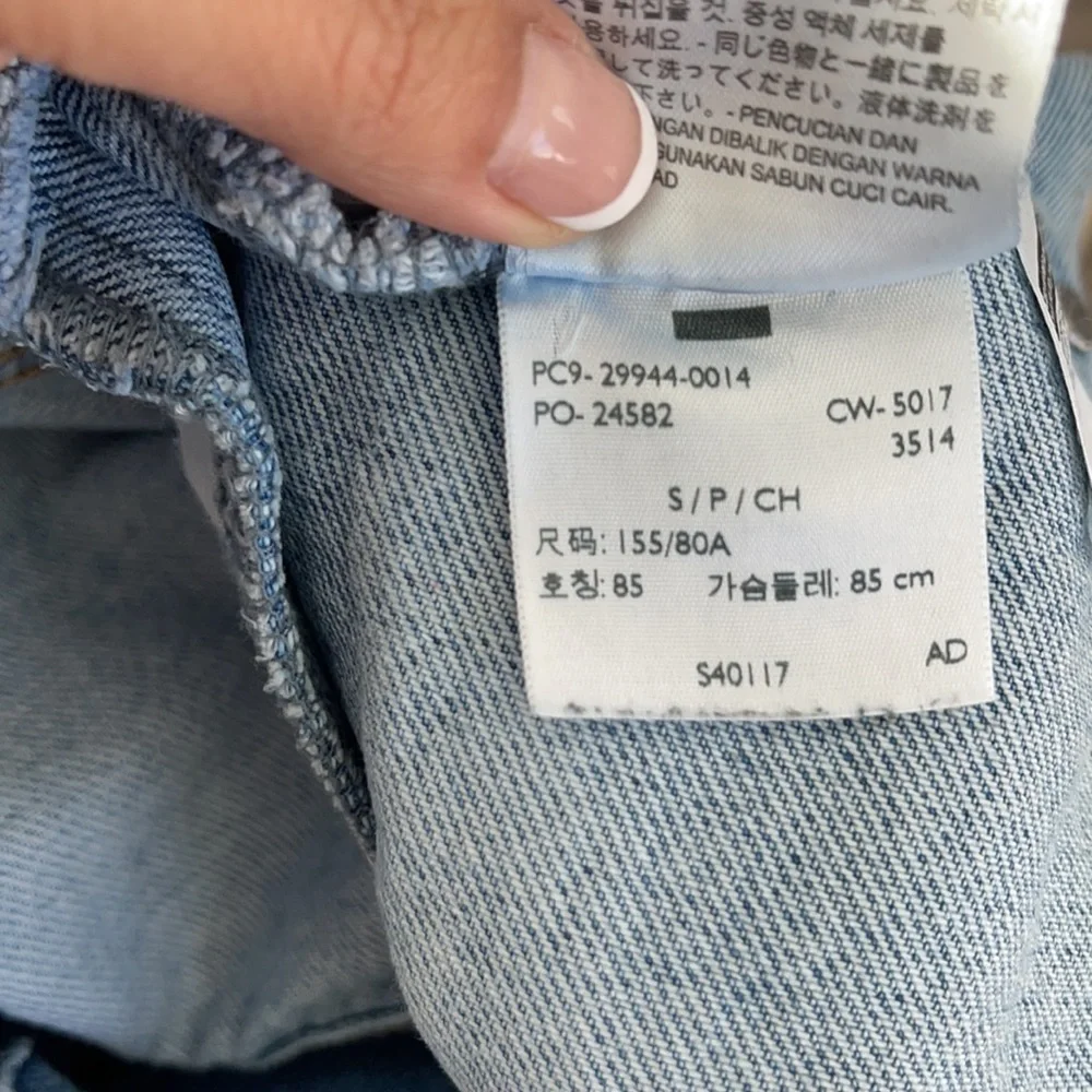 Levis Jacket Women XS Denim Blue Jean Coat Faded Light Wash size S